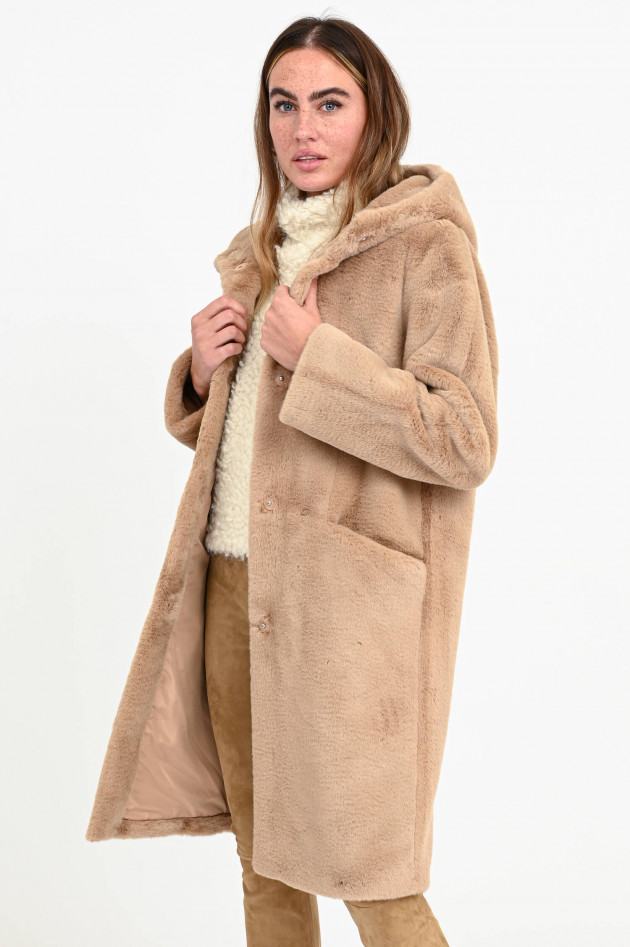 Betta Corradi Fake Fur-Kurzmantel mit Kapuze in Camel