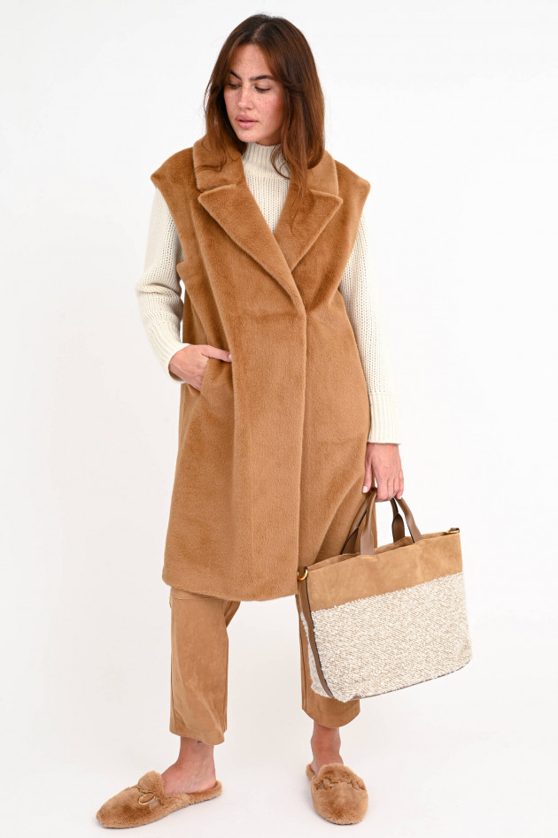 Betta Corradi Lange Weste MIMI aus Fake Fur in Camel