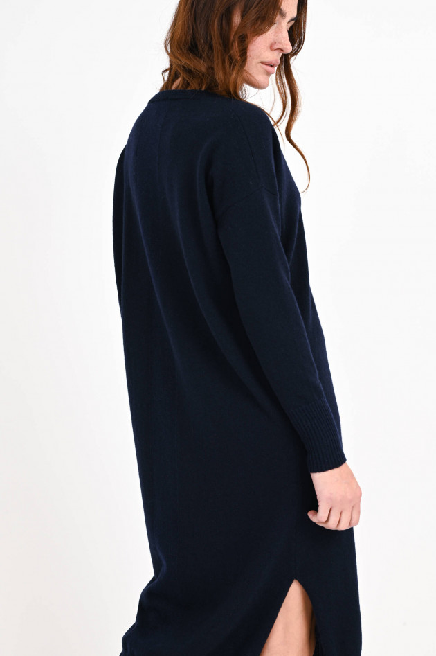 Blunoir Midi-Strickkleid mit V-Dekolleté in Navy