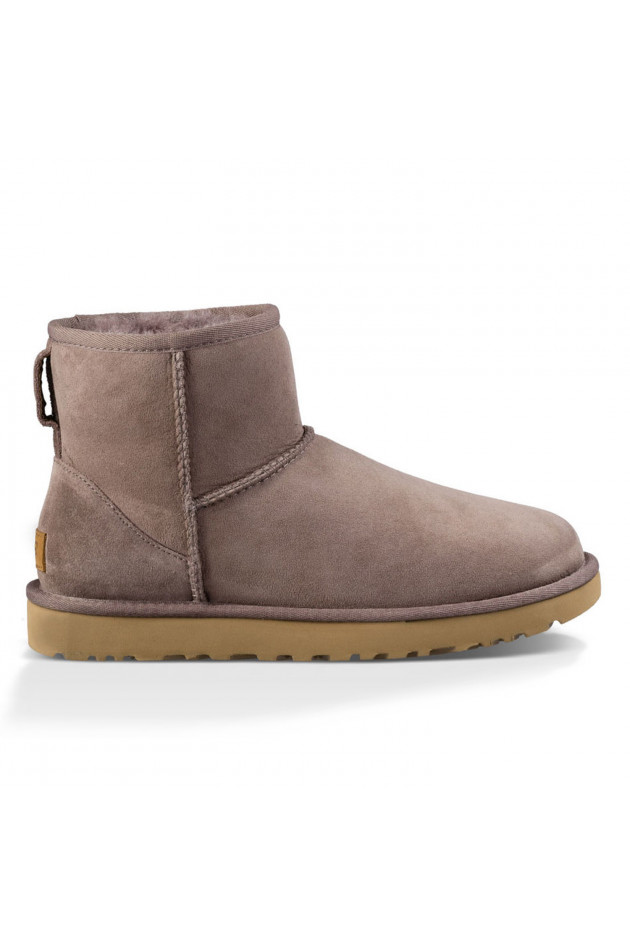 ugg mini taupe