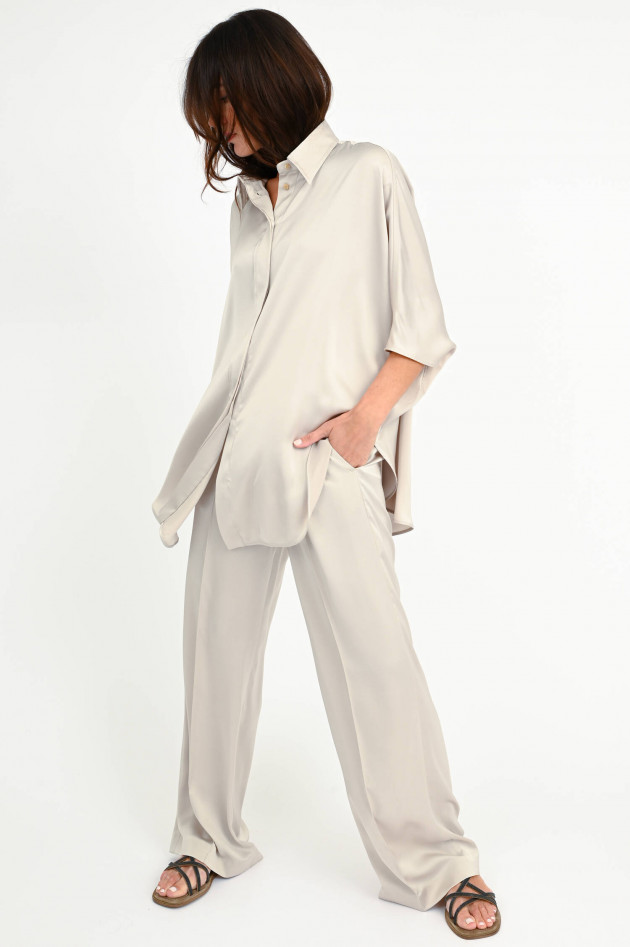 Brunello Cucinelli Satin Bluse in Creme