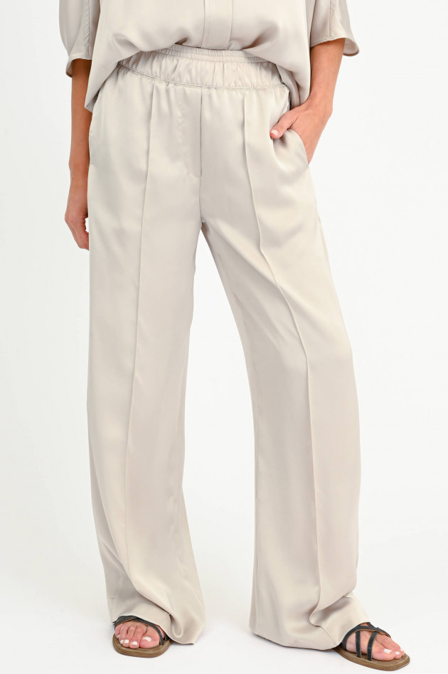 Brunello Cucinelli Satin Hose in Creme