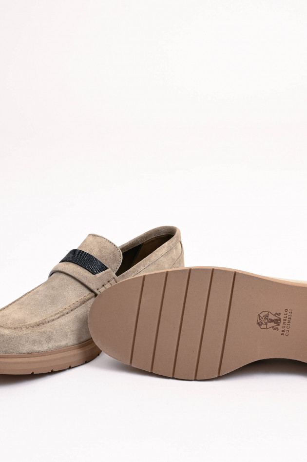 Brunello Cucinelli Loafer aus Veloursleder in Taupe