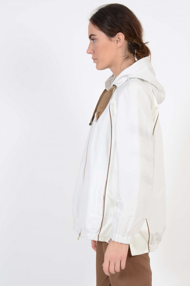 Brunello Cucinelli Jacke mit Schmucksteinkette in Weiß