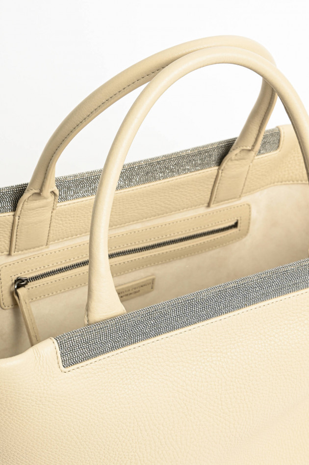 Brunello Cucinelli Henkeltasche aus genarbten Leder in Creme