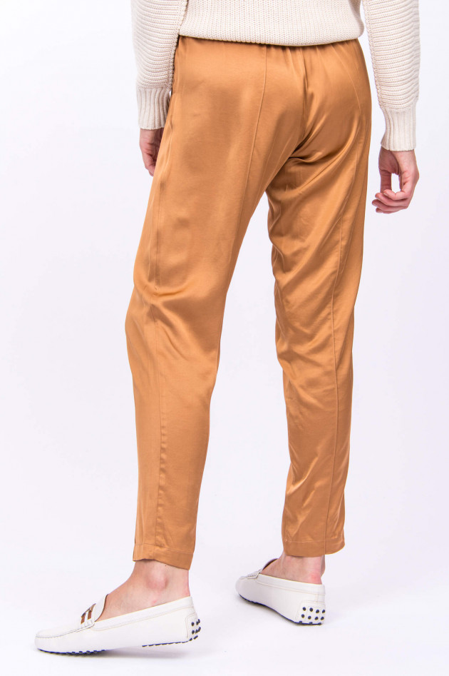 Bruno Manetti Hose in Satin-Optik in Bronze