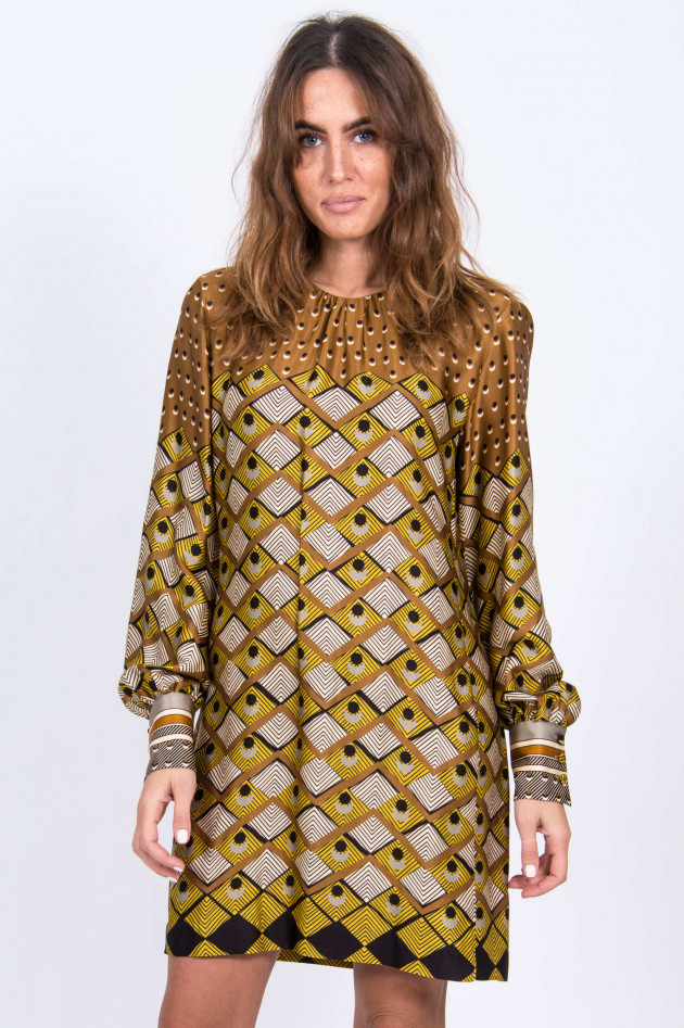 Caliban Kleid mit Muster-Print in Camel/Gelb