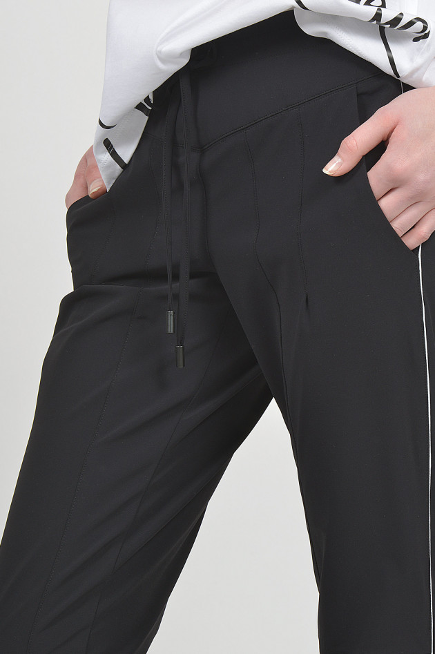 Cambio  Jogginghose mit Seitenstreifen in Schwarz