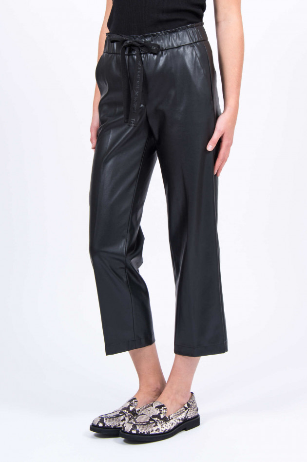 Cambio  Hose COLETTE aus veganem Leder in Schwarz