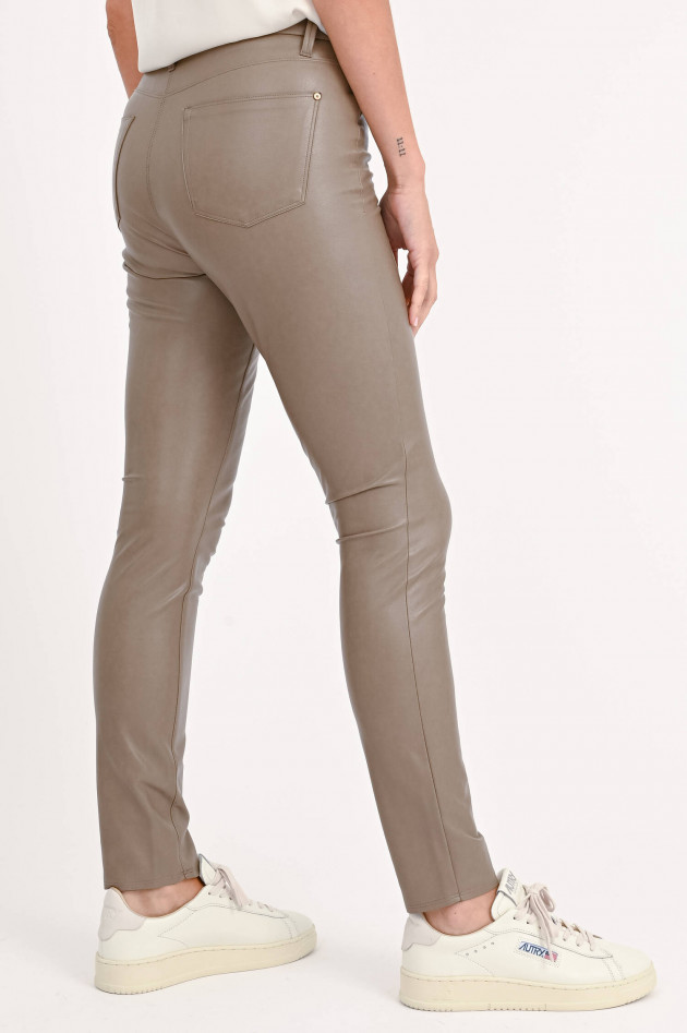 Cambio  Kunstlederhose in Taupe