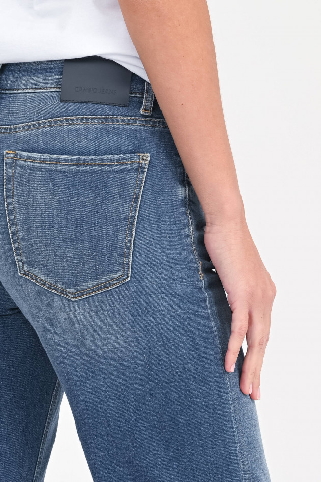 Cambio  Jeans mit ausgestelltem Bein in Mittelblau