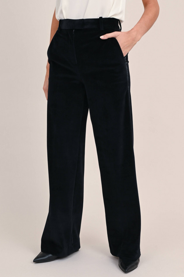 Circolo 1901 Flared Samthose mit Satin-Streifen in Schwarz