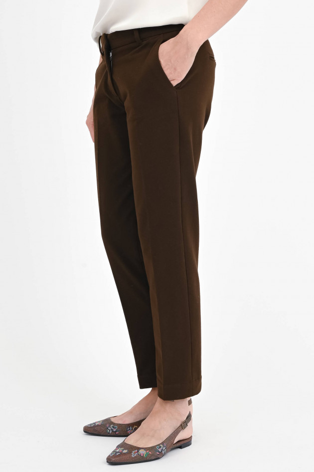 Circolo 1901 Schmale Hose aus Baumwoll-Mix in Chocolate