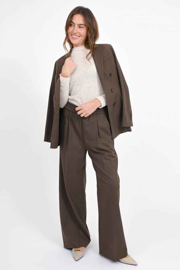 Circolo 1901 Hose mit weitem Bein in Kaffee meliert