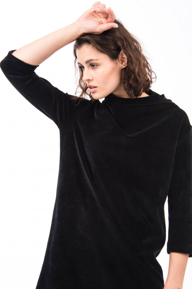 Circolo 1901 Samtkleid mit Wasserfall Kragen in Schwarz