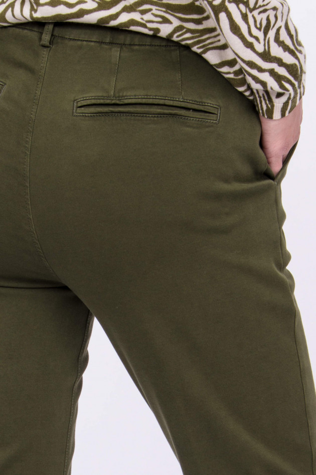 Closed Chino JACK in Oliv