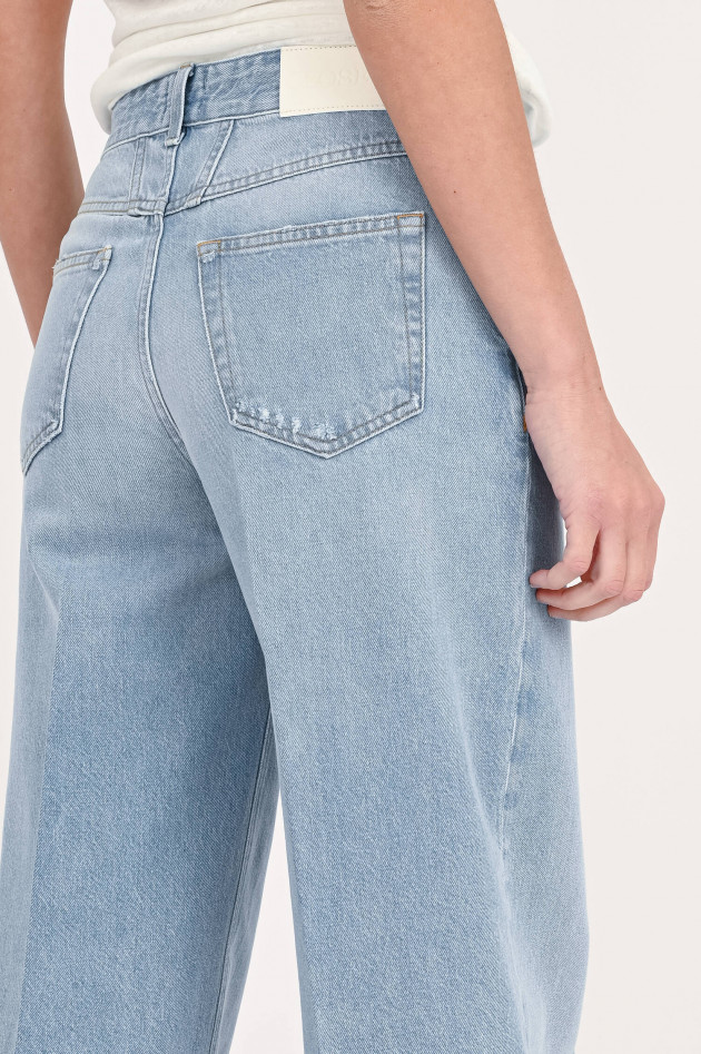 Closed Flared Jeans in Hellblau