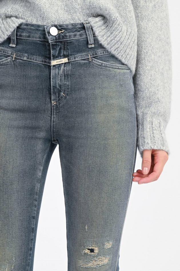 Closed Destroyed-Jeans PEDAL PUSHER in Mittelblau