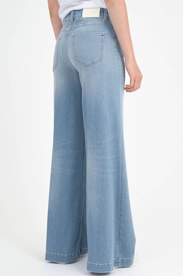 Closed  Flared Jeans GLOW UP in Light Blue