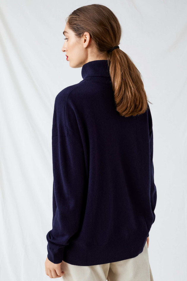 Closed Rollkragenpullover in Navy