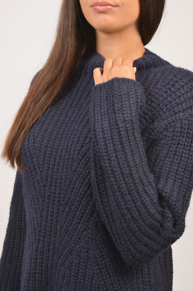 Closed Strickpullover mit Stehkragen in Marine