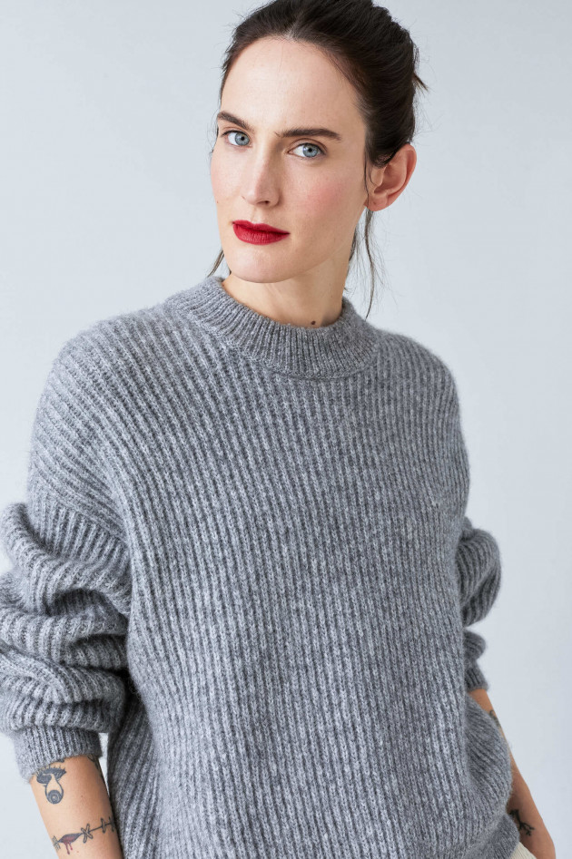 Closed Strickpullover in Grau