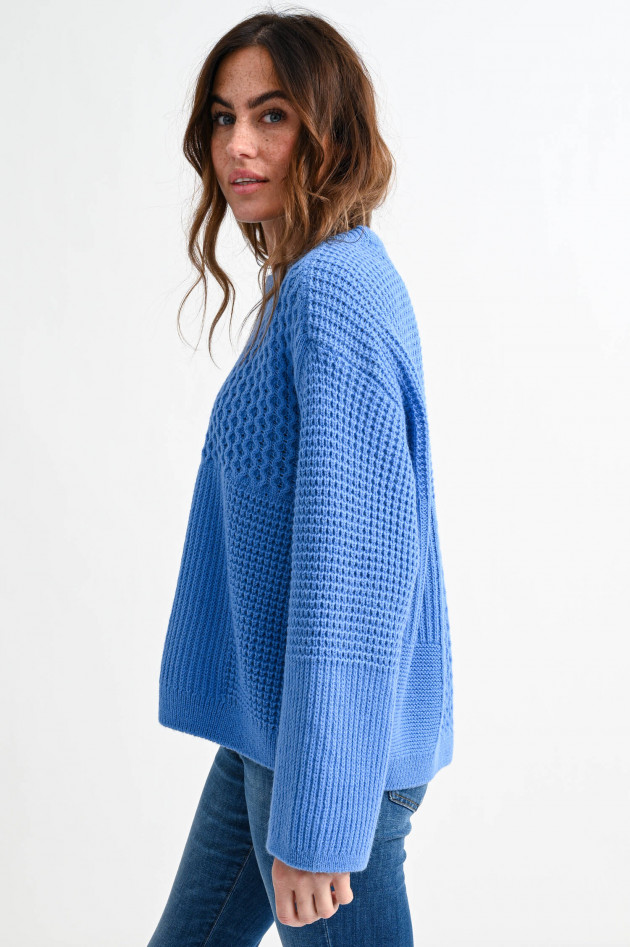 Closed Patchword-Design Strickpullover in Himmelblau