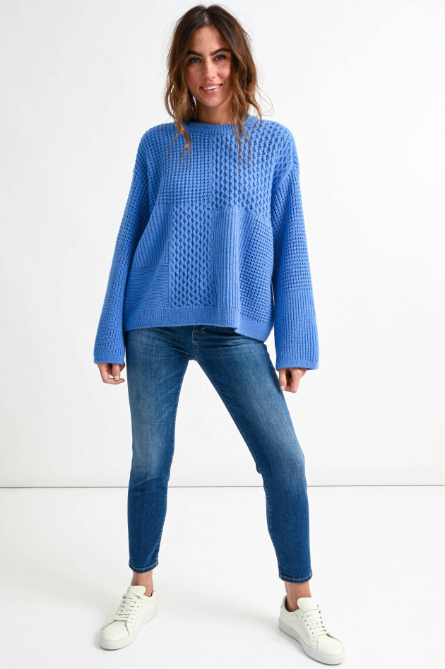 Closed Patchword-Design Strickpullover in Himmelblau