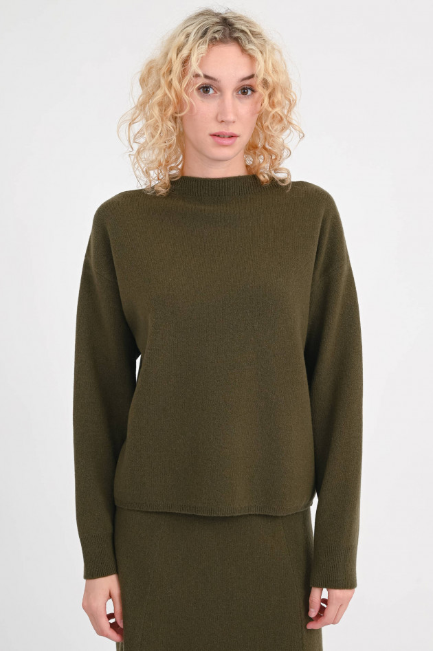 Closed Pullover mit U-Boot Auschnitt in Khaki