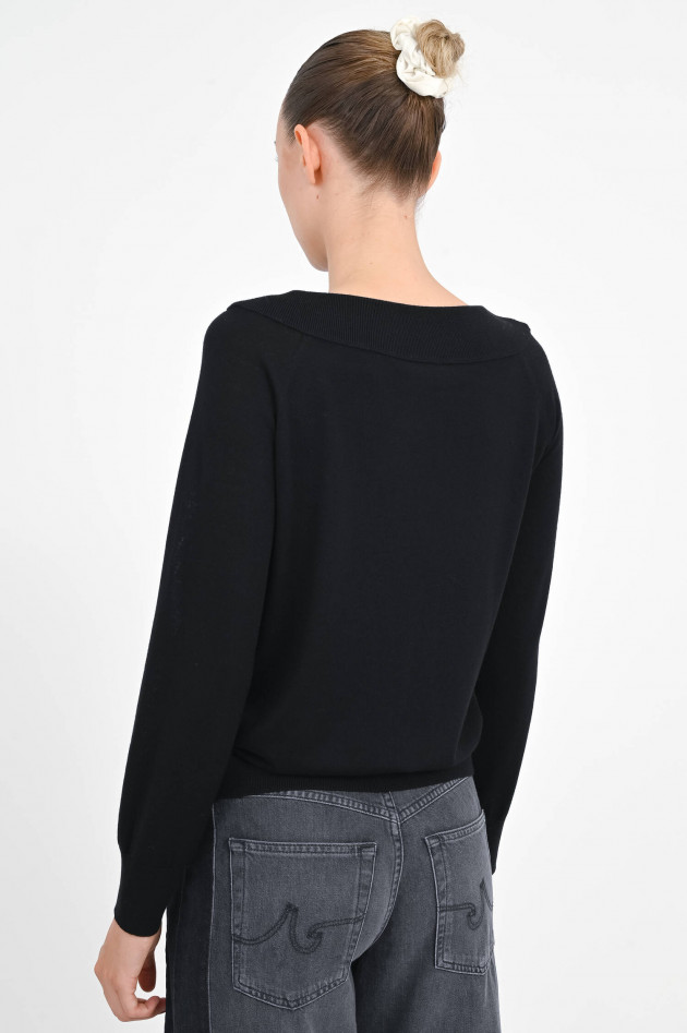 Closed Pullover mit U-Boot-Ausschnitt in Schwarz
