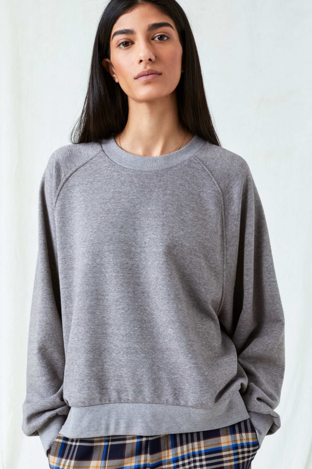 Closed Sweatshirt in Grau/Meliert