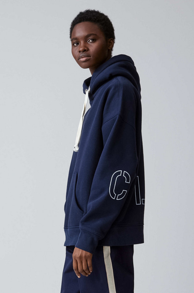 Closed Kapuzenhoodie mit Logo in Navy