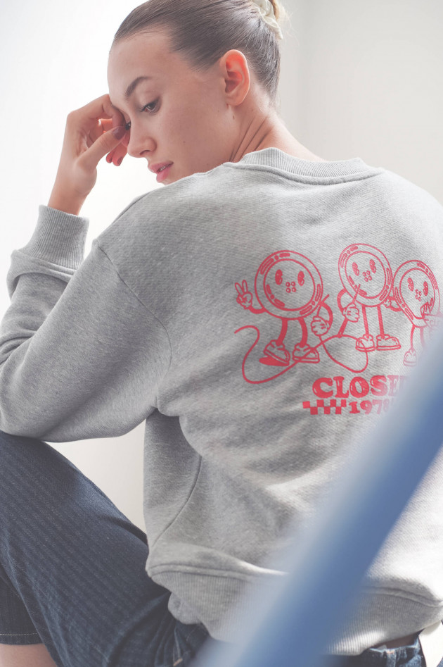 Closed Sweatshirt mit XXL-Backprint in Grau meliert/Rot
