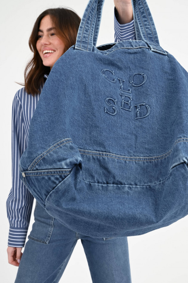 Closed Shopper in Denim-Optik in Mittelblau
