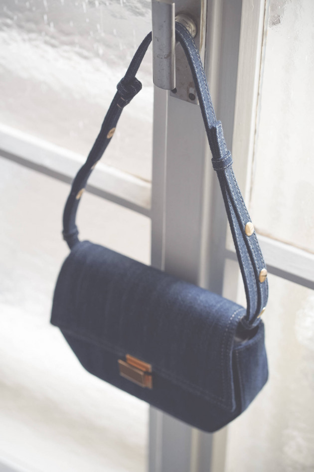 Closed Denim-Schultertasche BAG ONE S in Blau