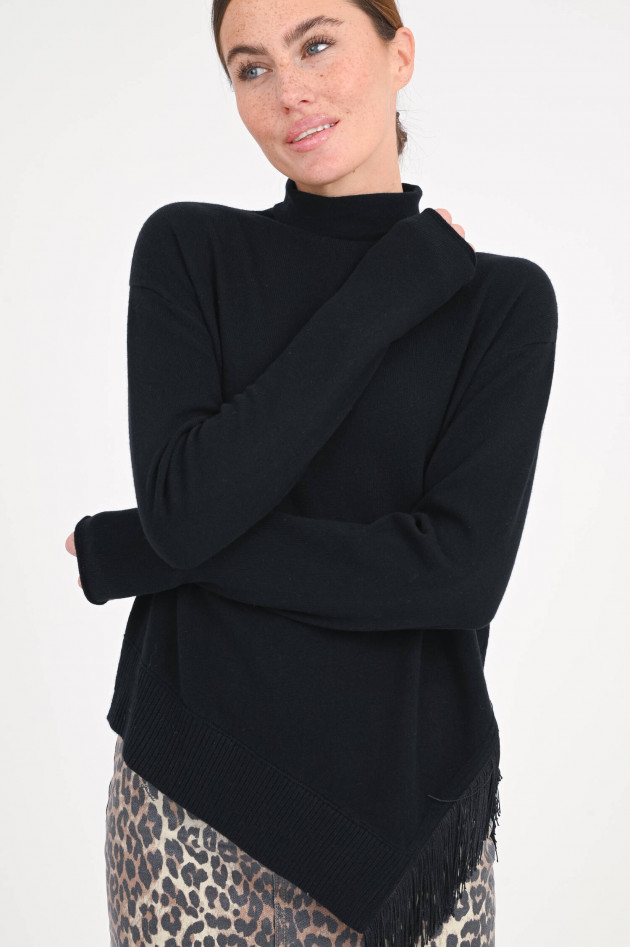 Dorothee Schumacher Rollkragen mit asymmetrischem Saum in Schwarz