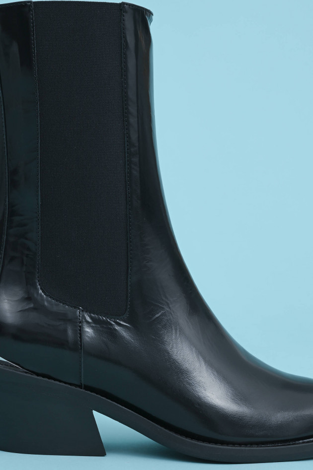 Dorothee Schumacher Chelsea Boots in Schwarz