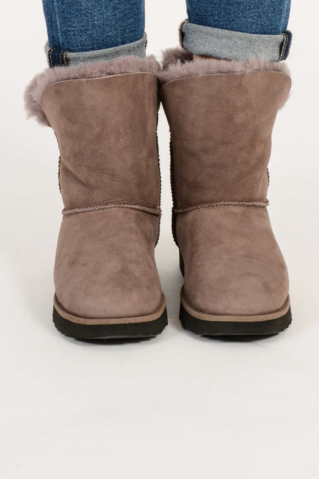 UGG Boots CLASSIC CUFF SHORT in Grau