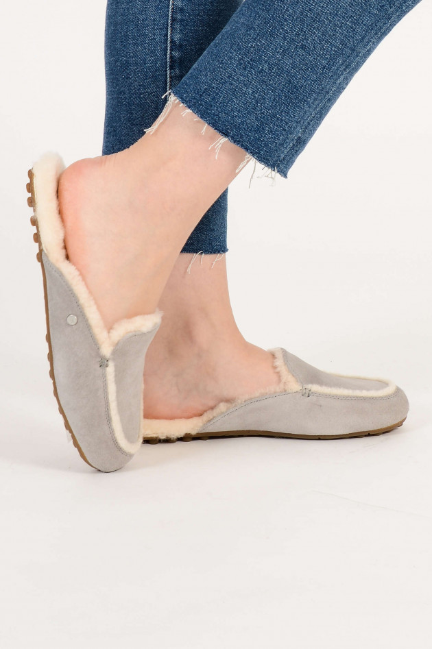 Ugg Hausschuhe LANE SLIP - ON in Hellgrau