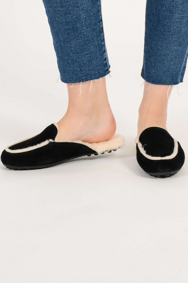 Ugg Hausschuhe LANE SLIP - ON in Schwarz