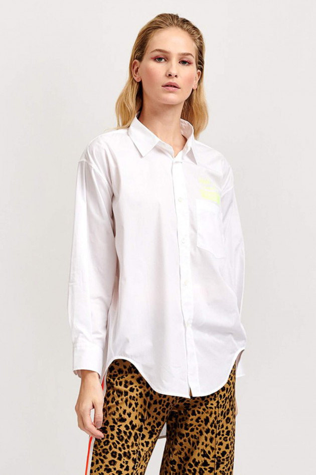 Essentiel Bluse mit Neonprint in Weiß