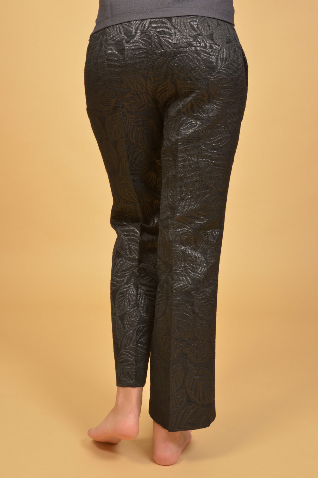 Essentiel Hose mit Blattmusterung in Schwarz metallic