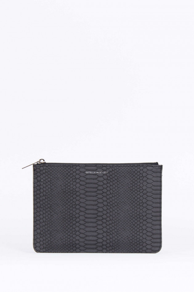 Estella Bartlett Mini Clutch in Schlangenoptik in Schwarz