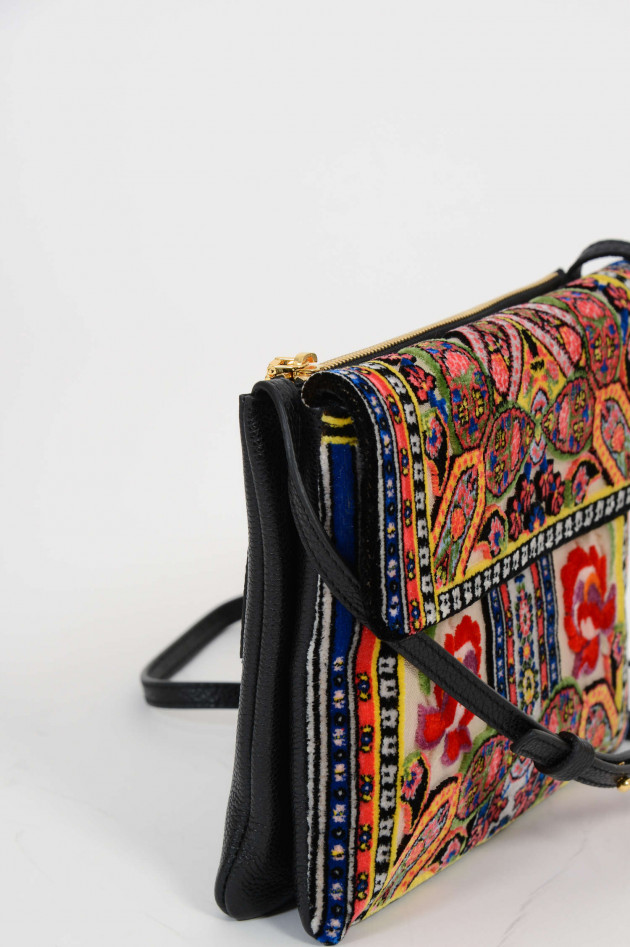 Etro Tasche mit floraler Stickerei in Schwarz