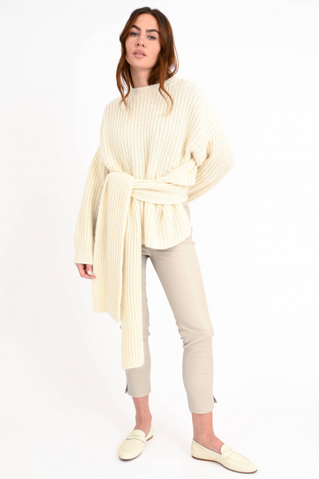 Fabiana Filippi Oversized Strickpullover mit Gürtel in Creme