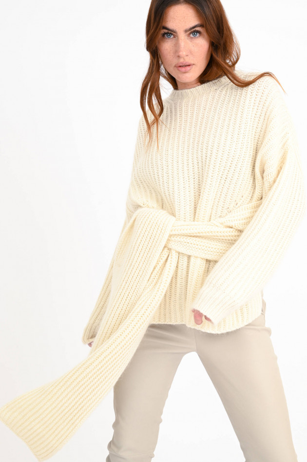 Fabiana Filippi Oversized Strickpullover mit Gürtel in Creme