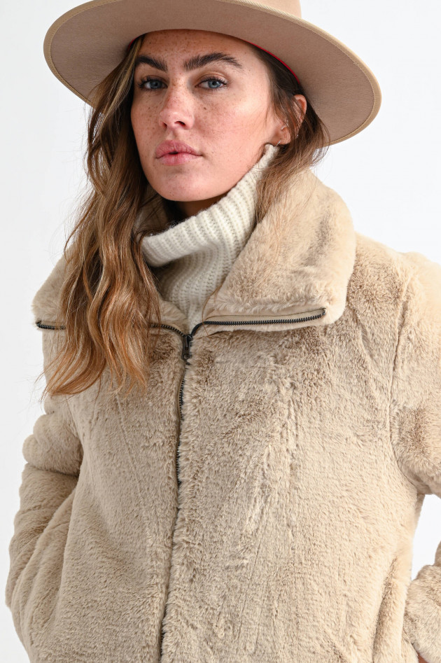 French Connection Kurze Fake Fur Jacke in Beige