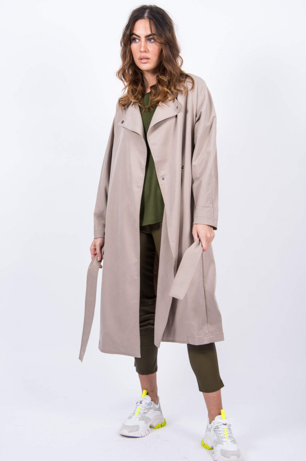 French Connection Trenchcoat in Beige