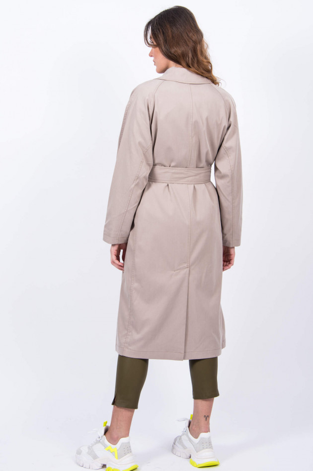 French Connection Trenchcoat in Beige