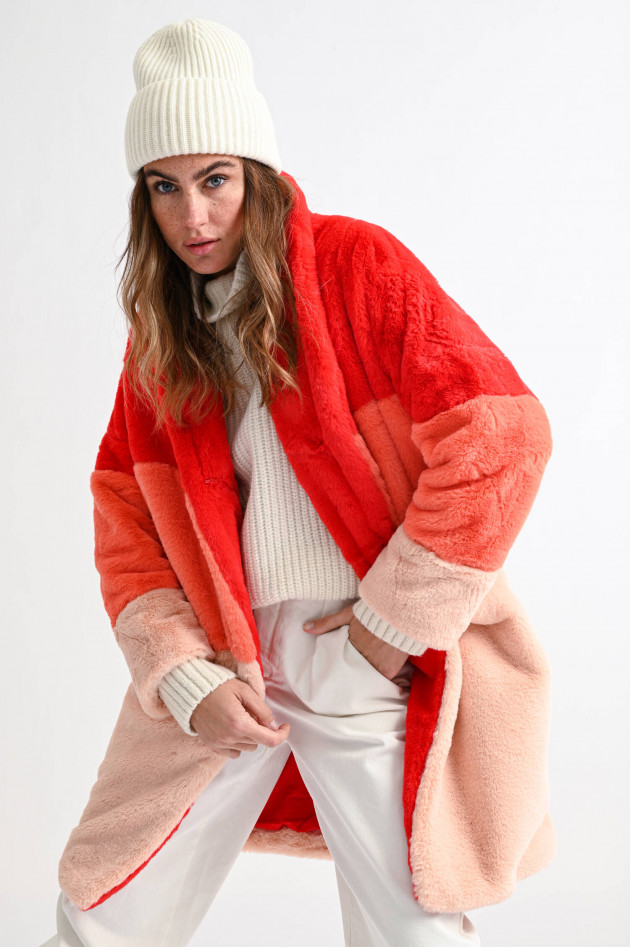 French Connection Fake Fur Mantel mit Farbverlauf in Rot/Lachs/Rosa